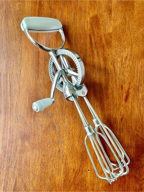 Norpro Egg Beater Hand Crank Style in Stainless Steel